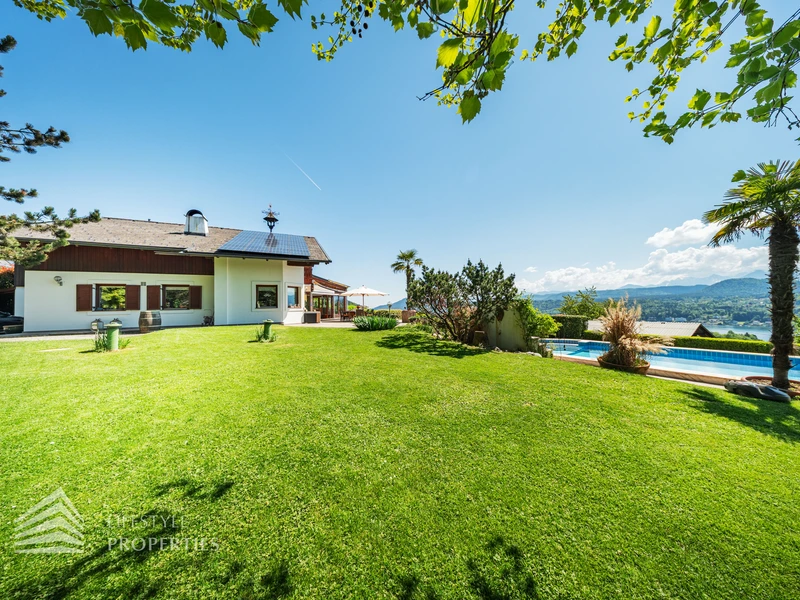 Prachtvolle Villa mit Pool und Garten mit Blick auf den Wörthersee und die mächtigen Karawanken