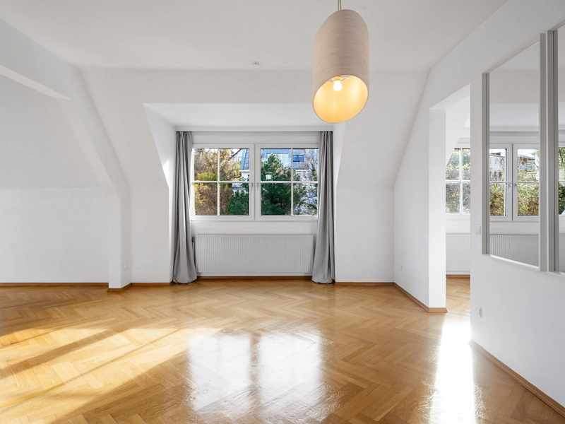 Exclusive Penthouse Apartment in a quiet Location near the Lainzer Tiergarten