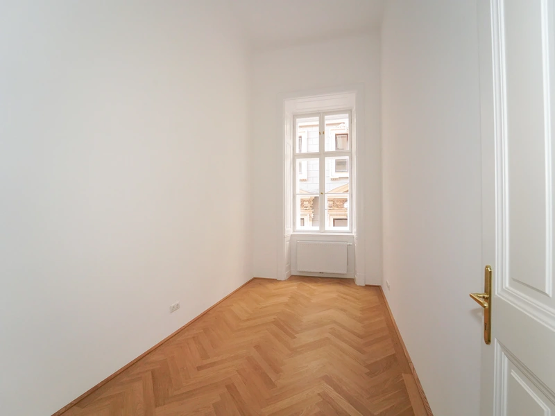 Generalsaniertes Altbaujuwel am Graben: 3-Zimmer-Traumwohnung in Bestlage