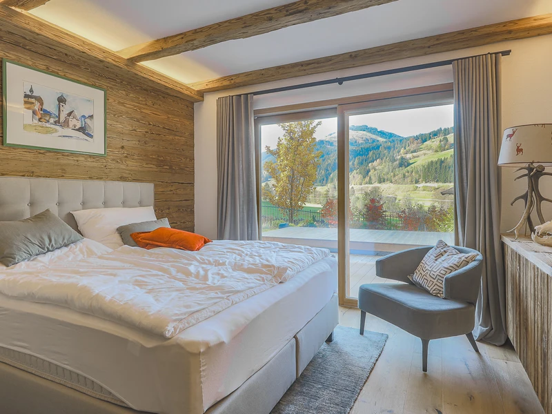 Luxus-Gartenwohnung mit Pool in absoluter Toplage