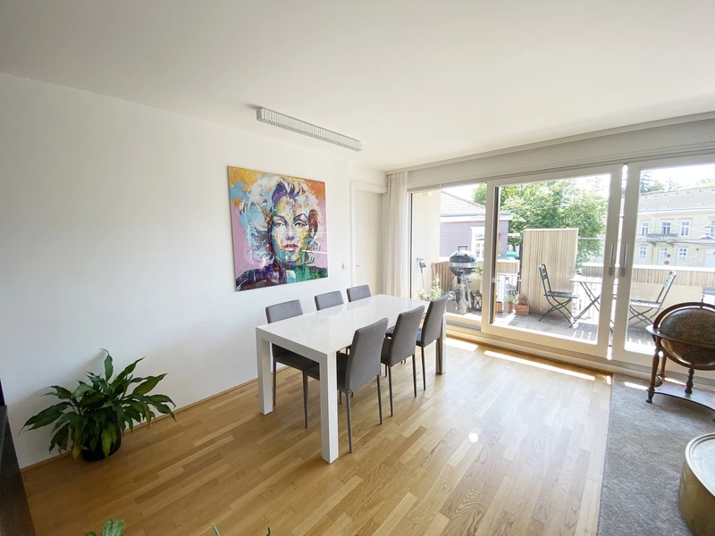 Traumhafte 2-Zimmer-Wohnung mit Terrasse nahe Schönbrunn!
