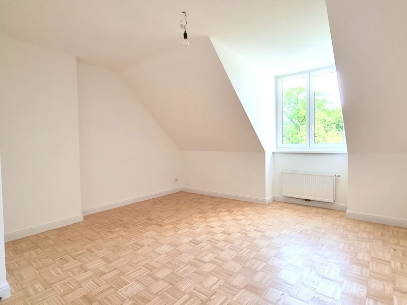 Stilvoller Altbau-Chic mit Eigengarten: Wohnung mit Liebe zum Detail - jetzt ZUCKERL und GOODIE sichern!