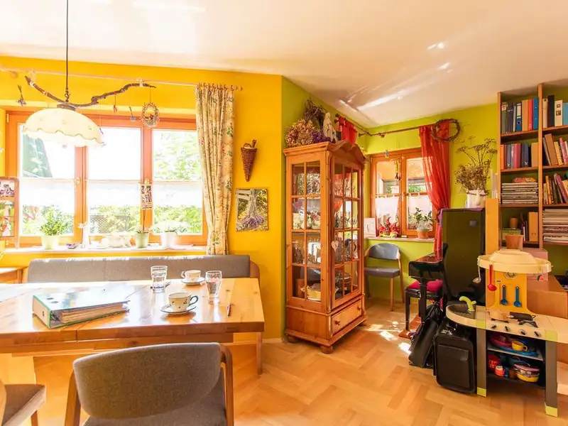 Neuwertiges Einfamilienhaus in Mortantsch: 6 Zimmer, Garten, 2 Terrassen, Top-Ausstattung!