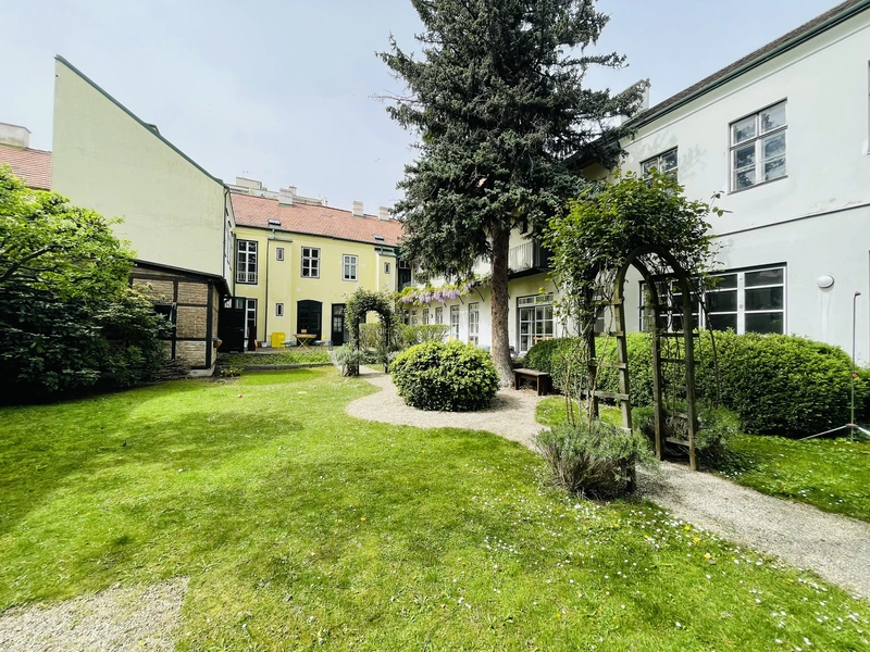 Neuer Kaufpreis: Einzigartiges Townhouse mit grünem Rückzugsort und Wellnessoase nähe Schönbrunn!