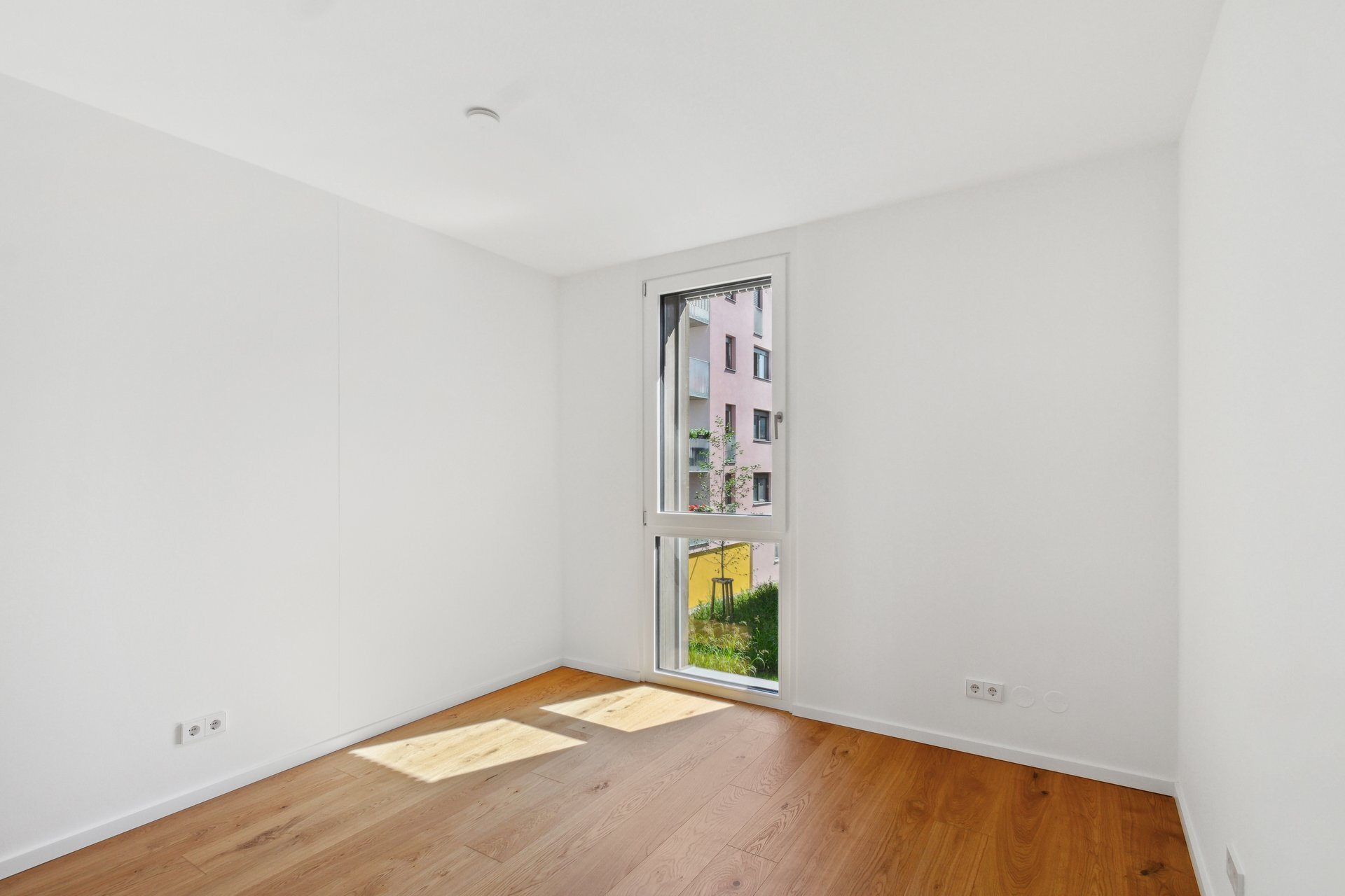 RENDITENSTARK*2 Zimmer mit Freifläche