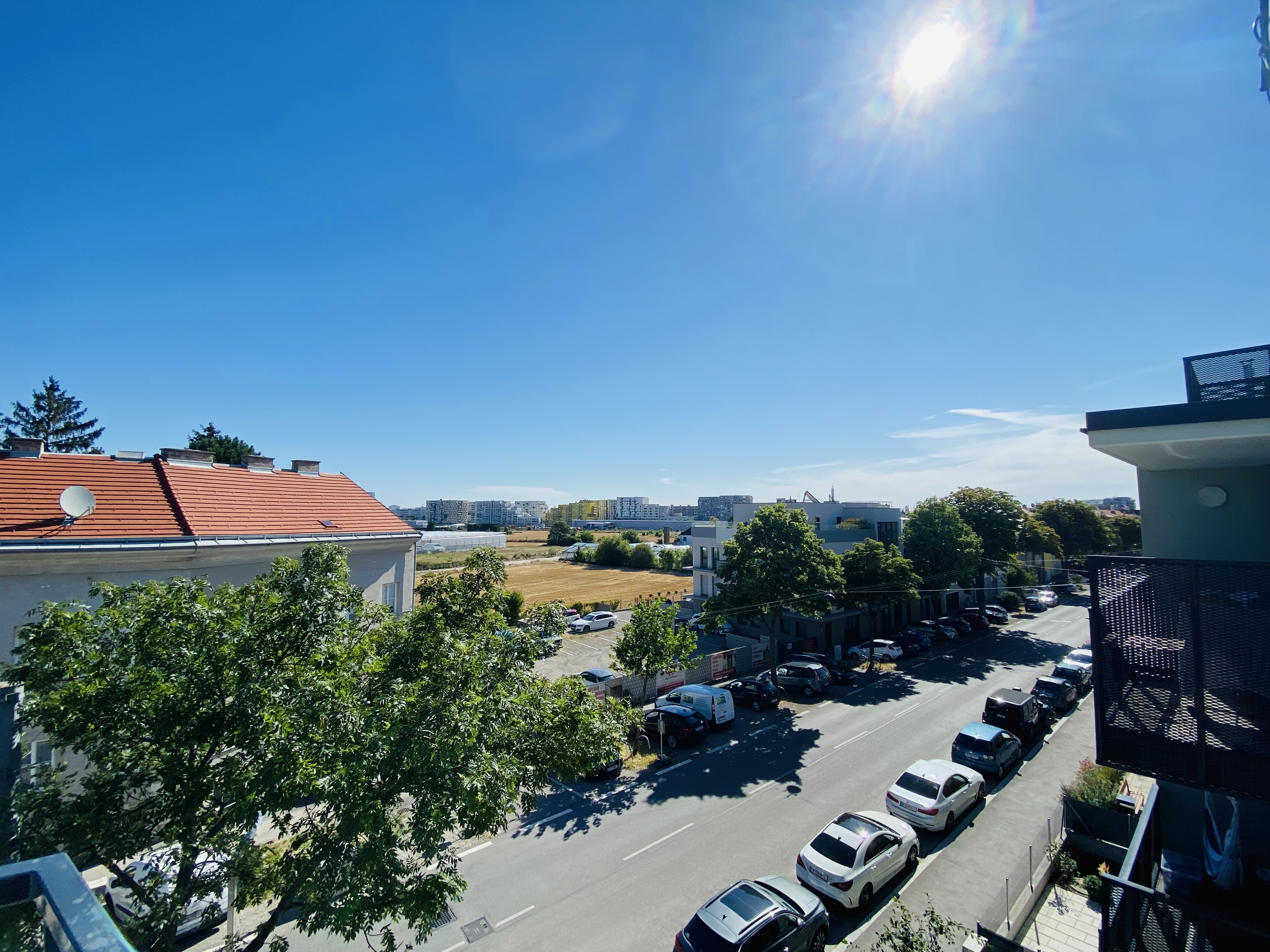 Moderne 1,5-Zimmer-Wohnung mit Balkon!