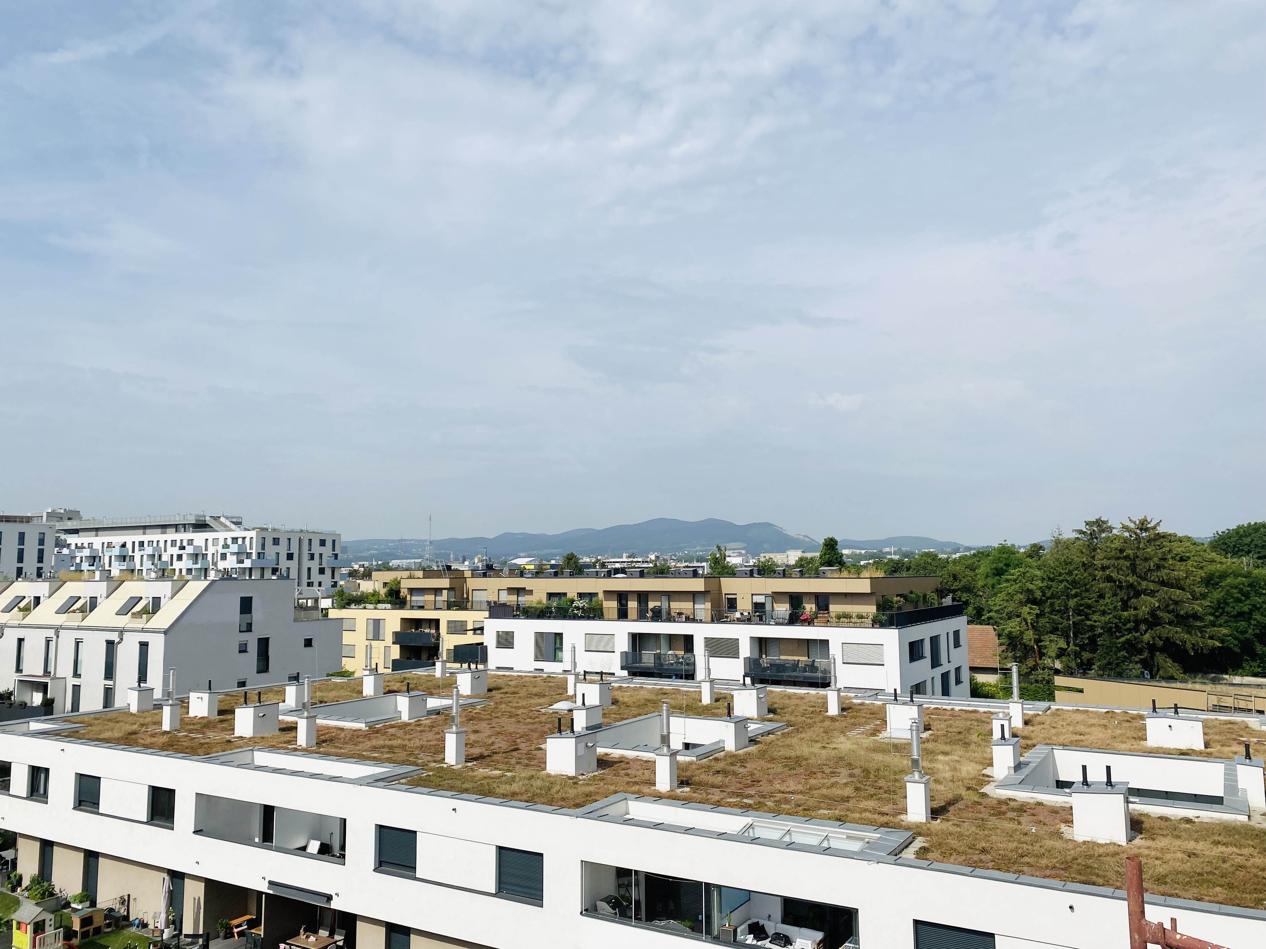 Moderne 1,5-Zimmer-Wohnung mit Balkon!